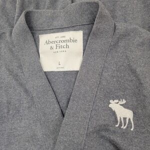 ABERCROMBIE & FITCH A&F Mens Cardigan Size L Sweater GRAY Button Up Preppy Moose